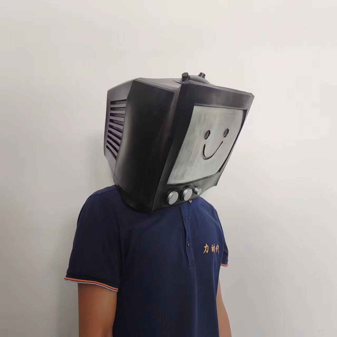 TV-Modell Latex Vollkopfmaske Film Cosplay Kostüme